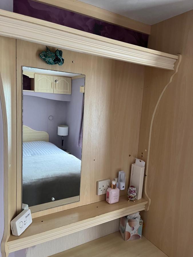 Private Holiday Home In Calm Site Wootton Bridge  Luaran gambar