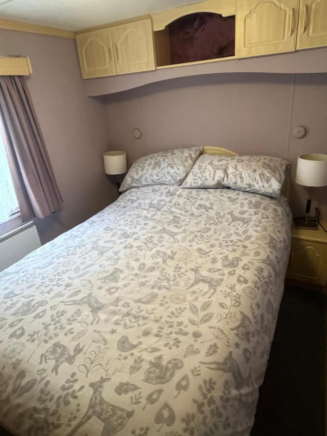 Private Holiday Home In Calm Site Wootton Bridge  Luaran gambar