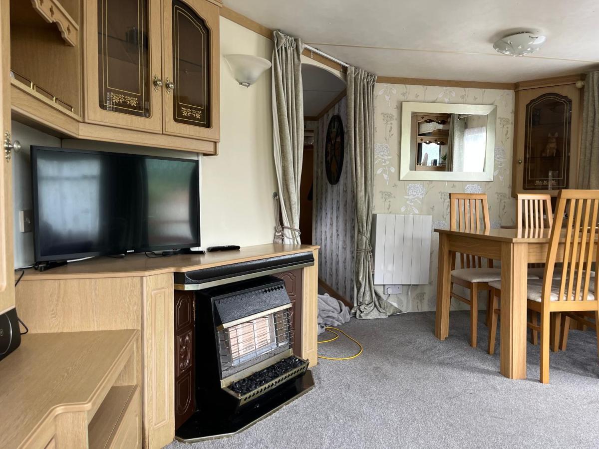 Private Holiday Home In Calm Site Wootton Bridge  Luaran gambar